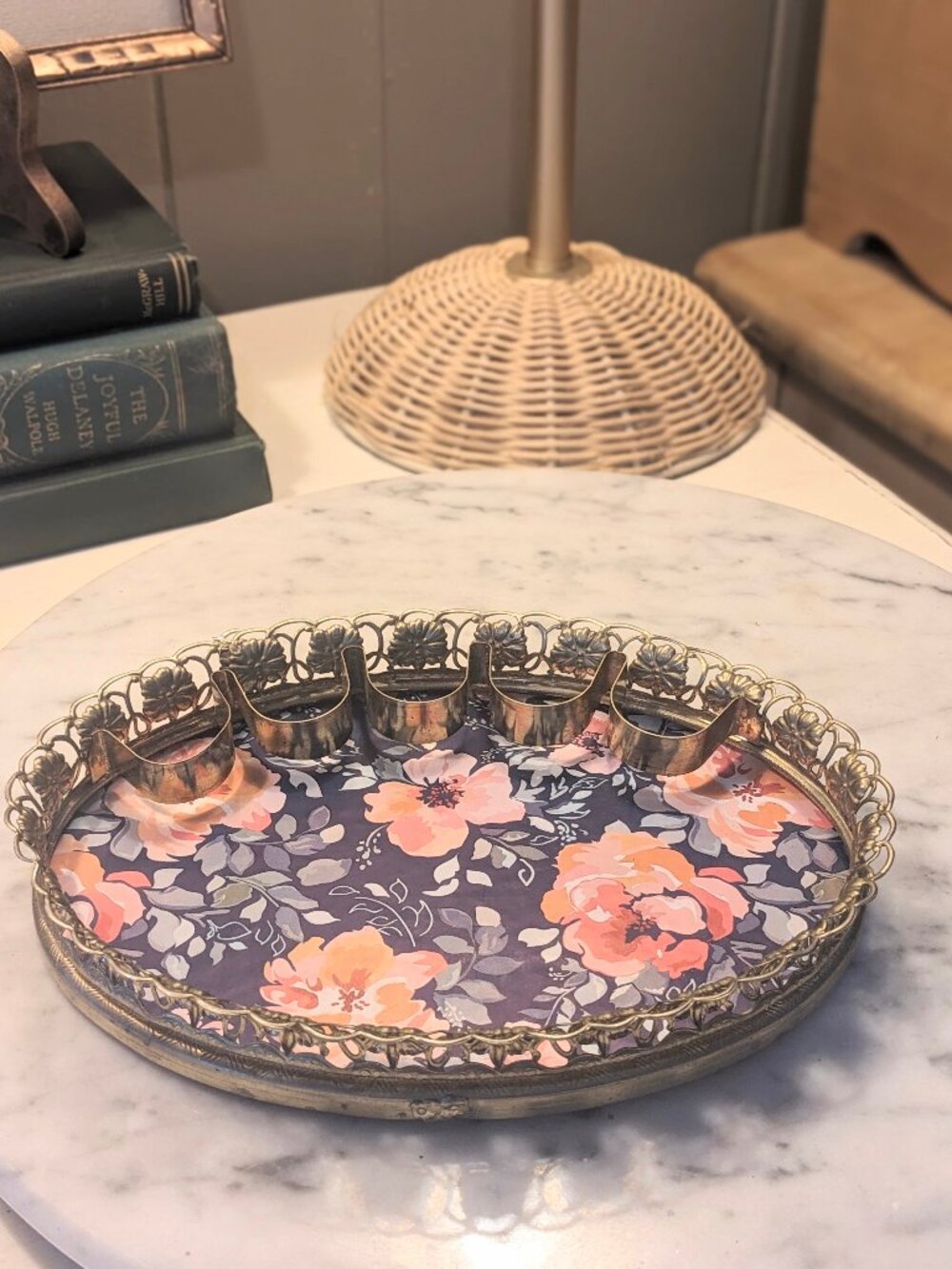 Vintage Gold Lipstick/Cosmetics Tray